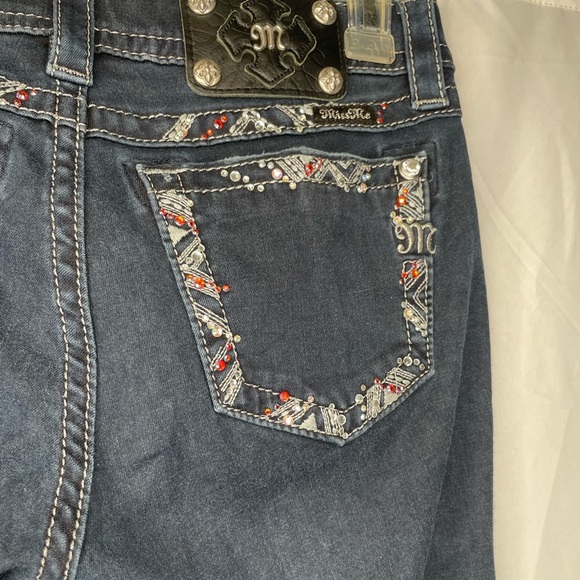 Miss Me Mid-Rise Easy Skinny Jeans - Picture 3 of 7